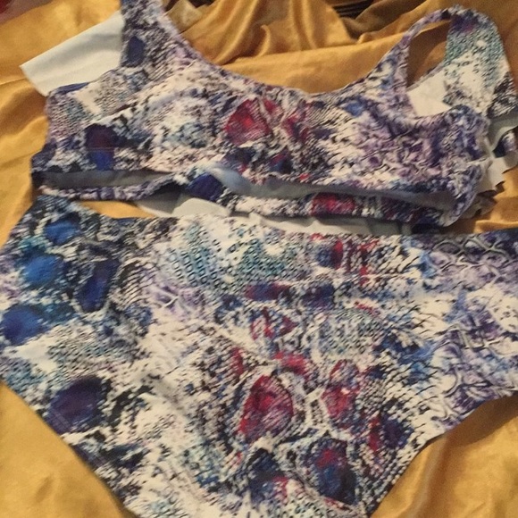 Waist Off the Shoulder👙Suit - Picture 3 of 4